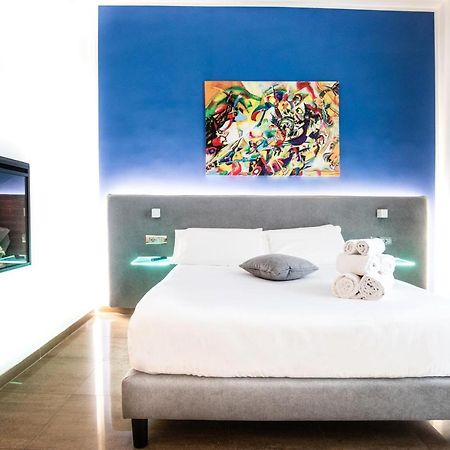 Sanfelice 33 Luxury Suites เนเปิลส์ ภายนอก รูปภาพ