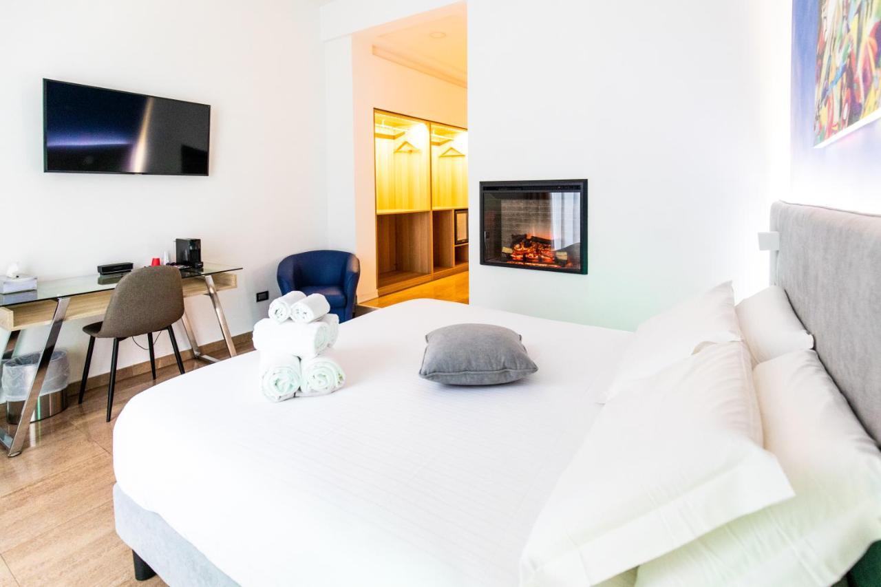 Sanfelice 33 Luxury Suites เนเปิลส์ ภายนอก รูปภาพ