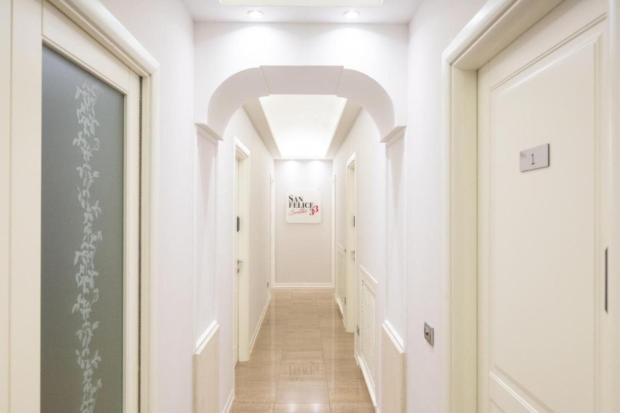 Sanfelice 33 Luxury Suites เนเปิลส์ ภายนอก รูปภาพ
