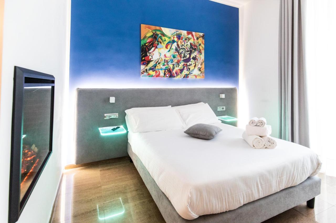 Sanfelice 33 Luxury Suites เนเปิลส์ ภายนอก รูปภาพ
