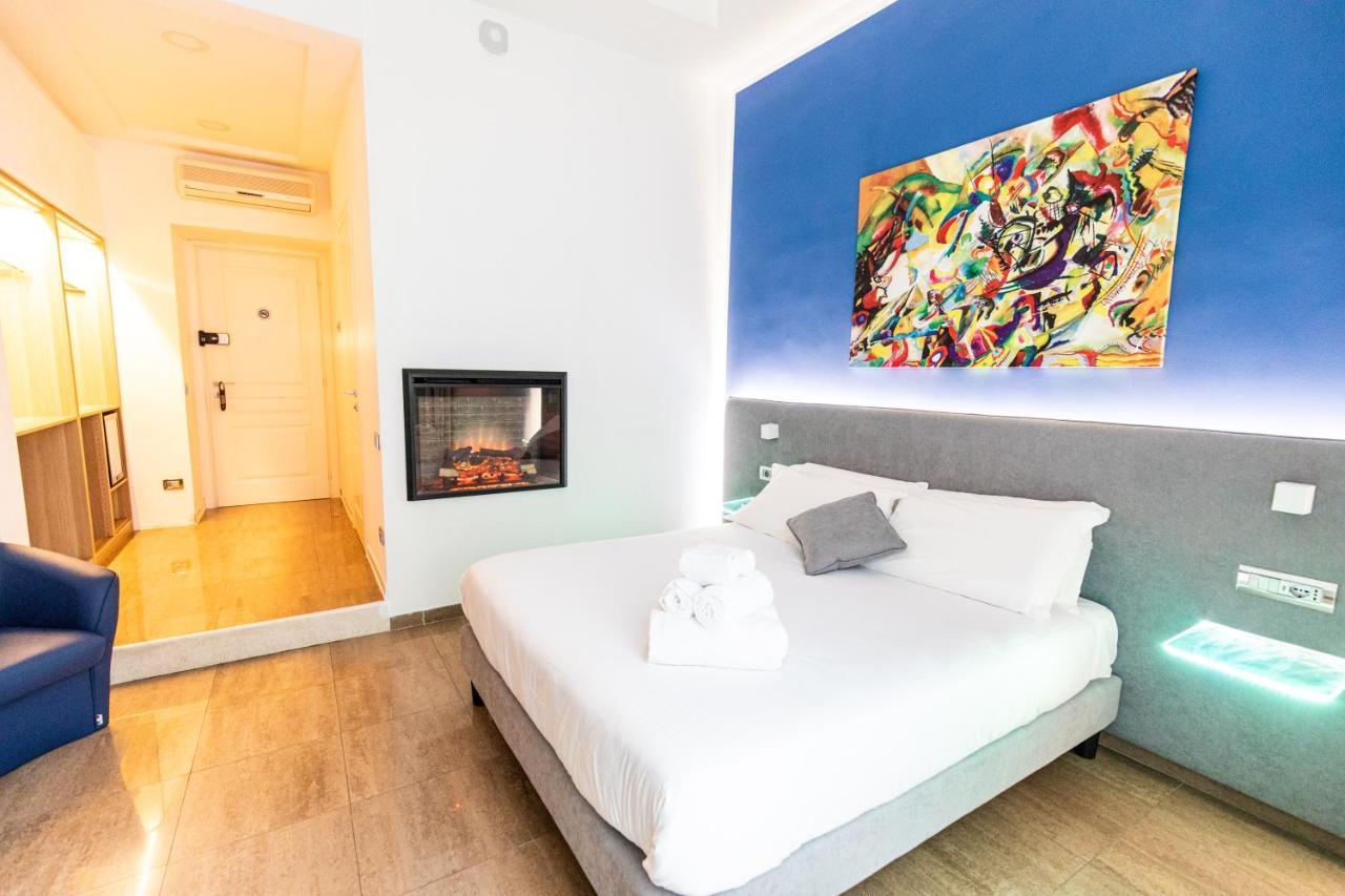 Sanfelice 33 Luxury Suites เนเปิลส์ ภายนอก รูปภาพ