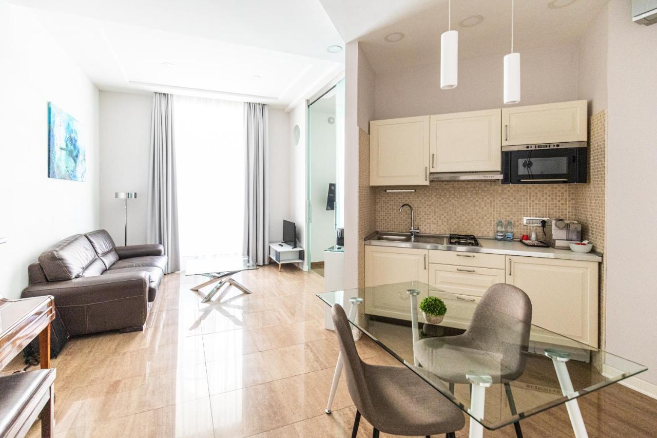 Sanfelice 33 Luxury Suites เนเปิลส์ ภายนอก รูปภาพ