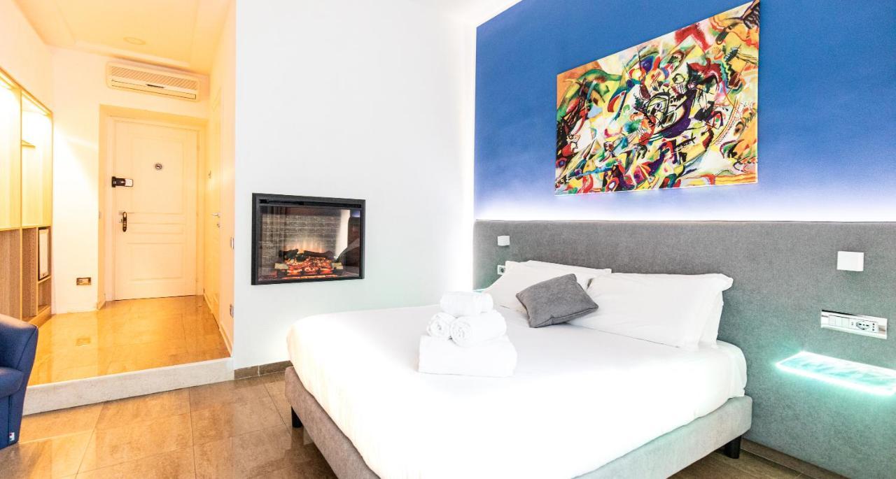 Sanfelice 33 Luxury Suites เนเปิลส์ ภายนอก รูปภาพ