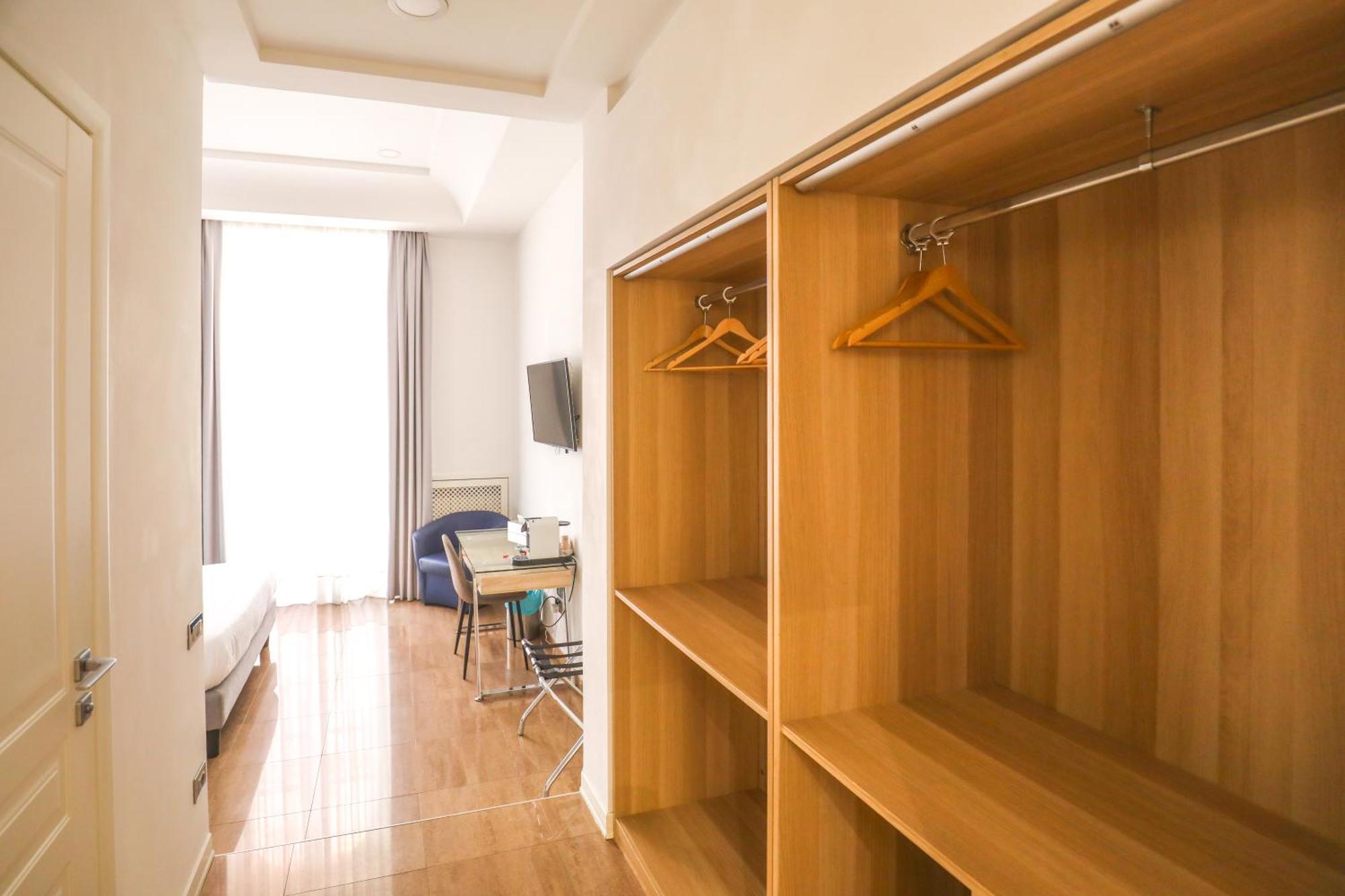 Sanfelice 33 Luxury Suites เนเปิลส์ ภายนอก รูปภาพ